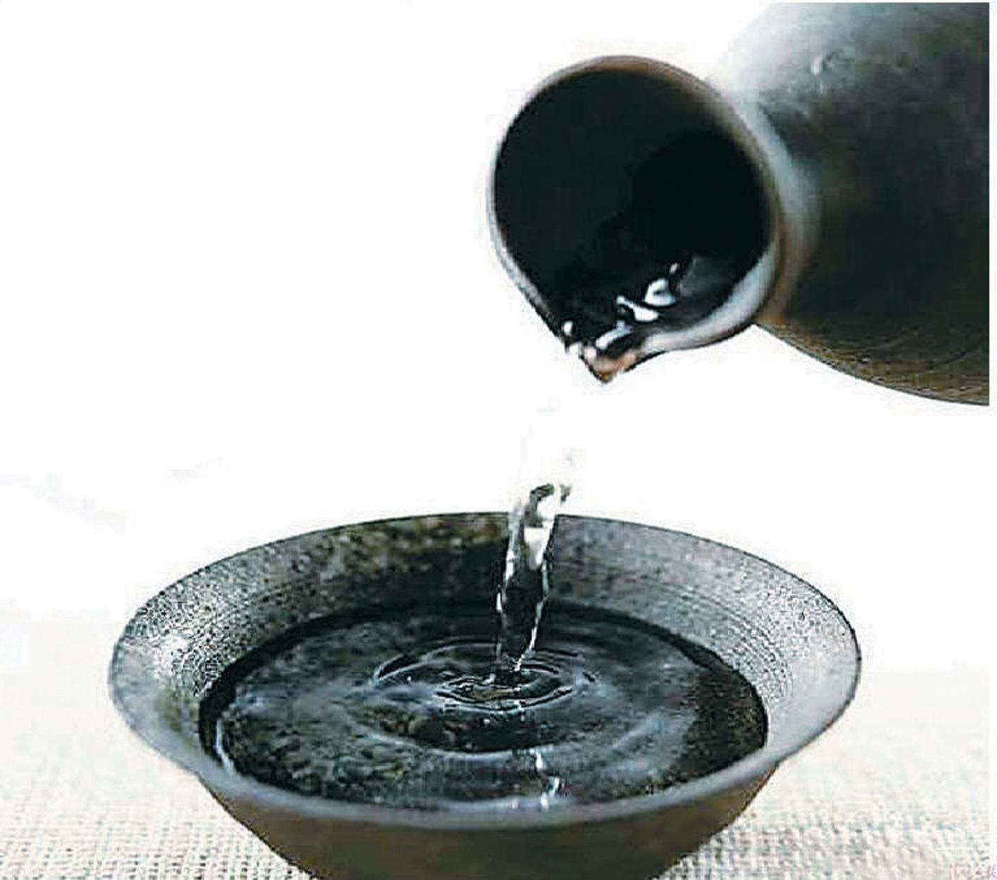 中低檔白酒在什么情況下容易變質(zhì)？