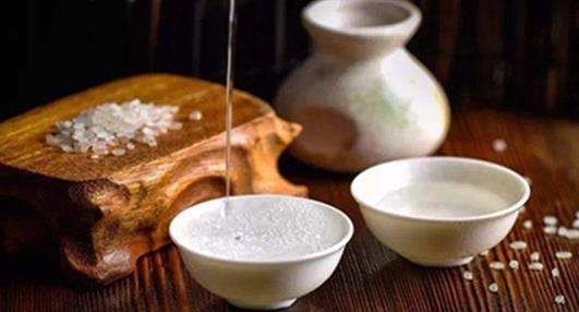 洞藏別的中低檔白酒是不是也能變好喝呢？